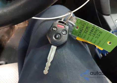 2015 Subaru Legacy 2.5I Premium z USA, uszkodzony, nr VIN 4S3BNAC61F3028526